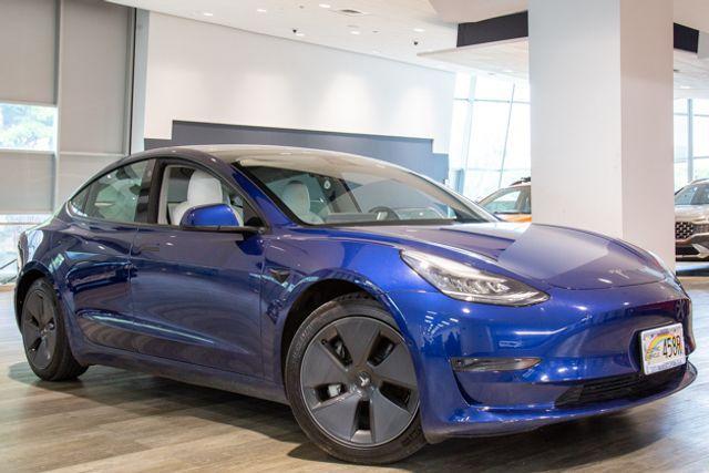 used 2021 Tesla Model 3 car, priced at $29,995