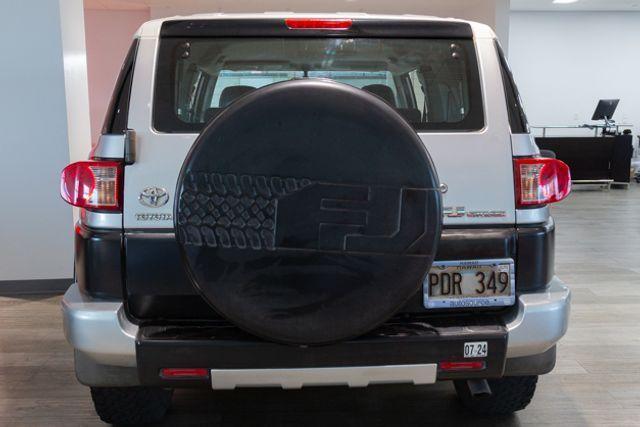 used 2007 Toyota FJ Cruiser car, priced at $17,995