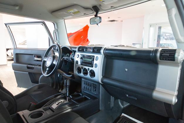 used 2007 Toyota FJ Cruiser car, priced at $19,995