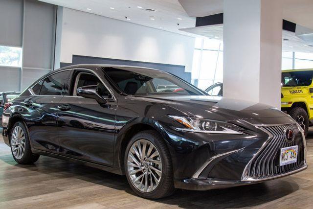 used 2021 Lexus ES 350 car, priced at $39,995