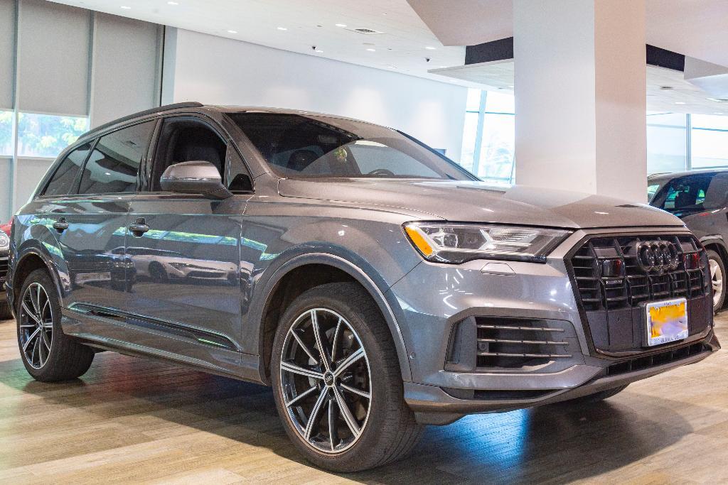 used 2021 Audi Q7 car, priced at $42,995