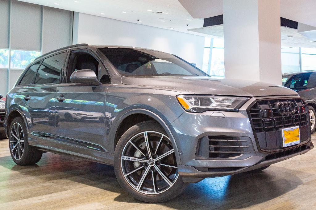 used 2021 Audi Q7 car, priced at $42,995