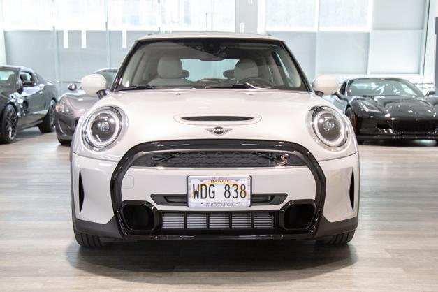 used 2022 MINI Hardtop car, priced at $29,995