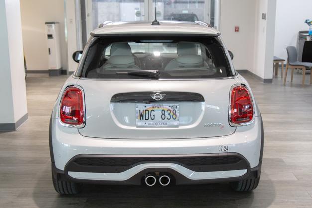 used 2022 MINI Hardtop car, priced at $29,995