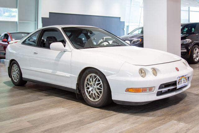 used 1998 Acura Integra car, priced at $9,995