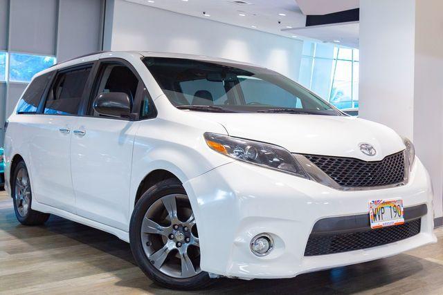 used 2015 Toyota Sienna car, priced at $21,995