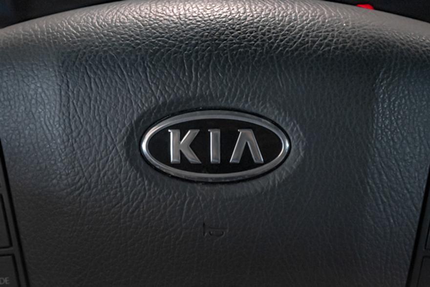 used 2009 Kia Borrego car, priced at $11,995