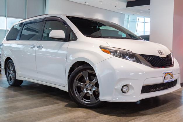 used 2017 Toyota Sienna car, priced at $19,995