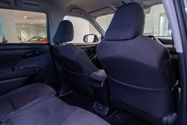 used 2023 Toyota Highlander car, priced at $39,995