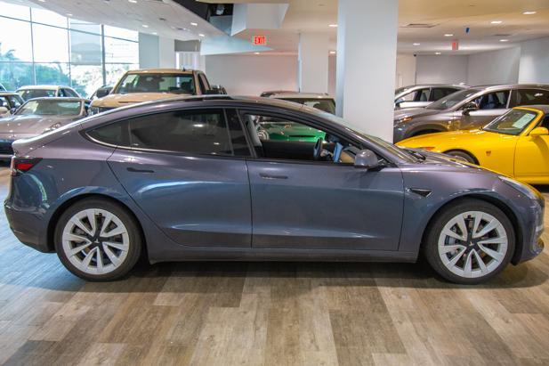 used 2021 Tesla Model 3 car, priced at $29,995