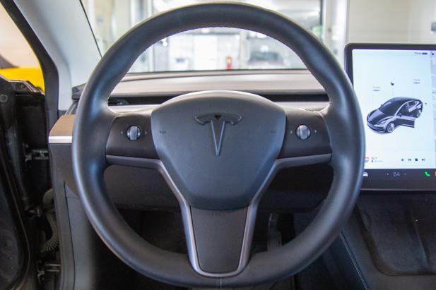used 2021 Tesla Model 3 car, priced at $29,995
