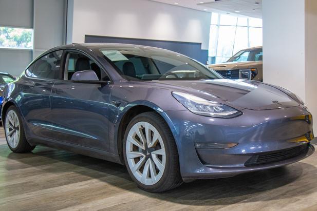 used 2021 Tesla Model 3 car, priced at $29,995