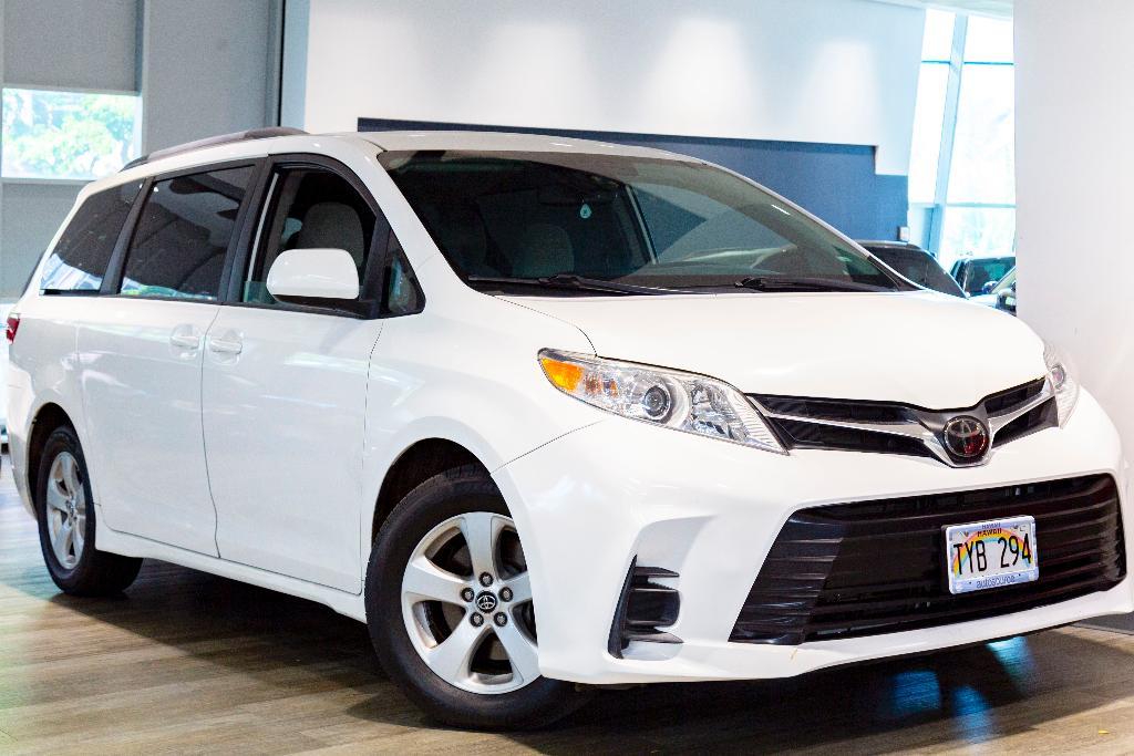 used 2020 Toyota Sienna car, priced at $29,995