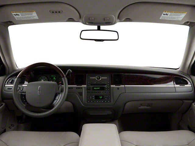 used 2010 Lincoln Town Car car, priced at $4,995