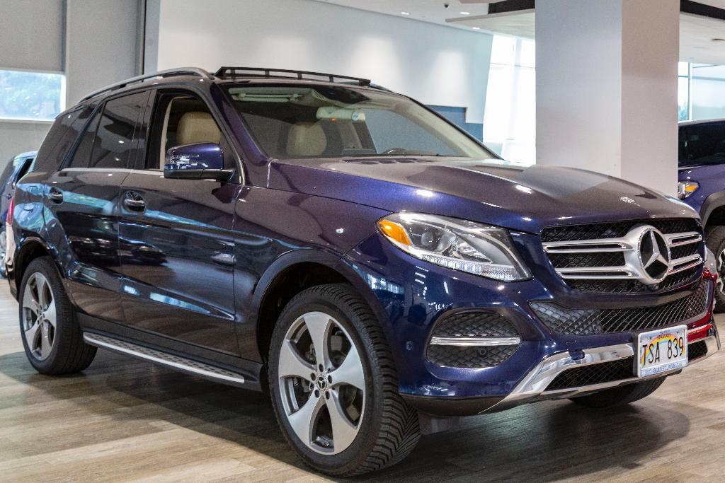 used 2019 Mercedes-Benz GLE 400 car, priced at $32,995