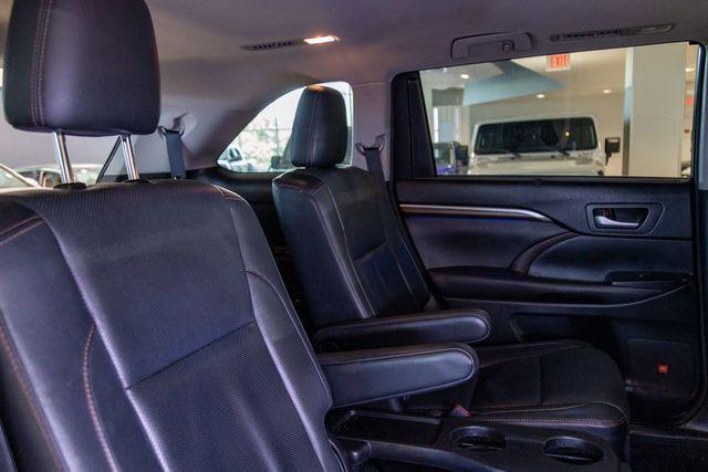 used 2016 Toyota Highlander car, priced at $29,995