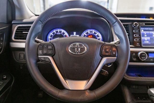 used 2016 Toyota Highlander car, priced at $29,995