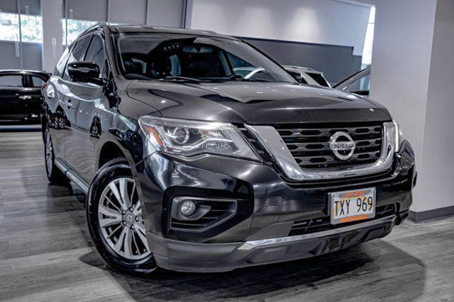 used 2020 Nissan Pathfinder car, priced at $27,995