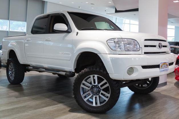 used 2004 Toyota Tundra car, priced at $19,995