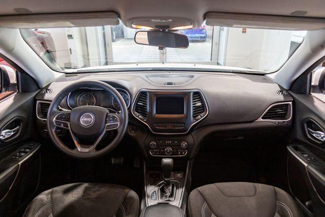 used 2019 Jeep Cherokee car, priced at $19,995
