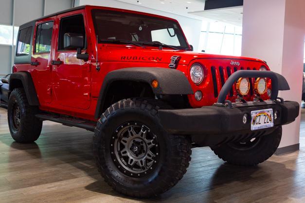 used 2017 Jeep Wrangler Unlimited car, priced at $34,995