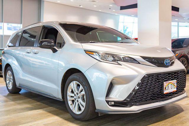 used 2022 Toyota Sienna car, priced at $54,995