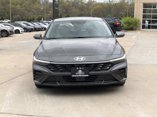 new 2025 Hyundai Elantra car, priced at $28,400