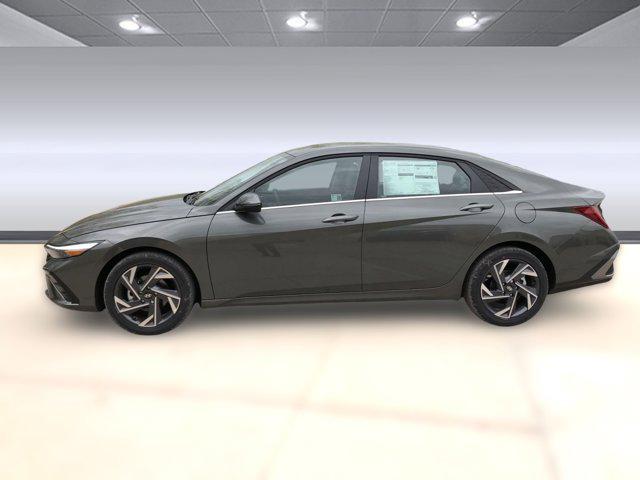 new 2025 Hyundai Elantra car, priced at $26,423