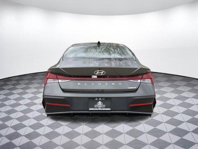 new 2025 Hyundai Elantra car, priced at $28,400