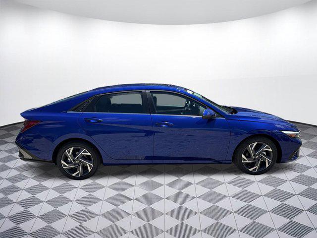 new 2025 Hyundai Elantra car, priced at $27,386