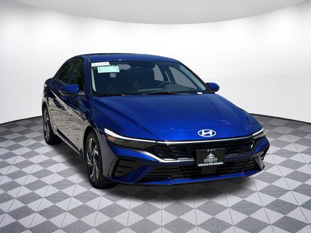 new 2025 Hyundai Elantra car, priced at $27,386