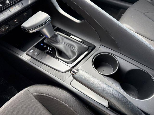 new 2025 Hyundai Elantra car, priced at $24,256