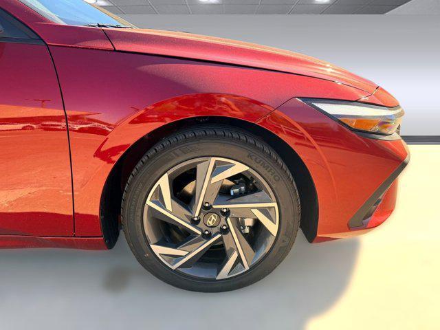 new 2025 Hyundai Elantra car, priced at $23,532