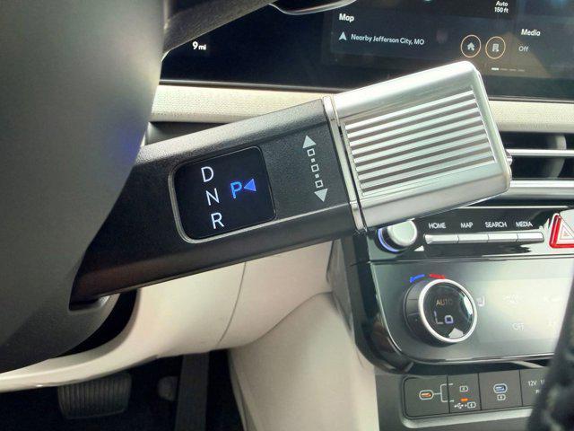 new 2025 Hyundai TUCSON Hybrid car, priced at $37,836