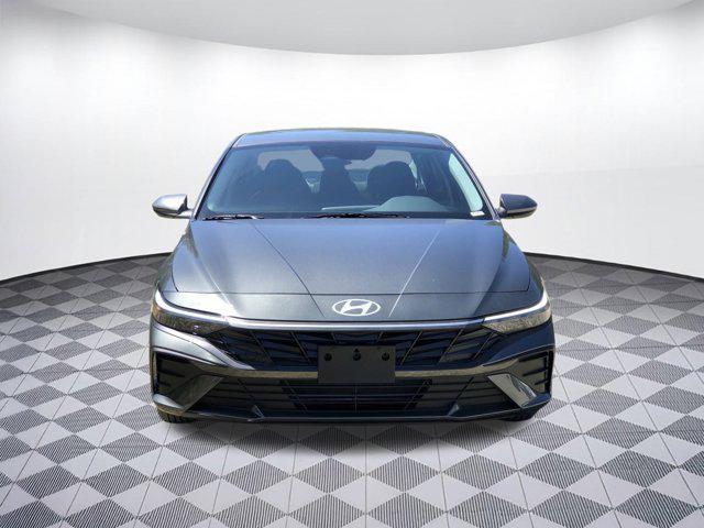 new 2025 Hyundai Elantra car, priced at $23,097