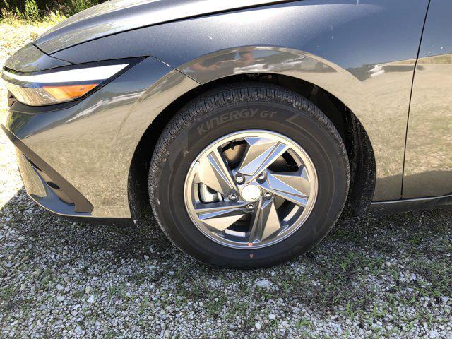 new 2025 Hyundai Elantra car, priced at $23,097