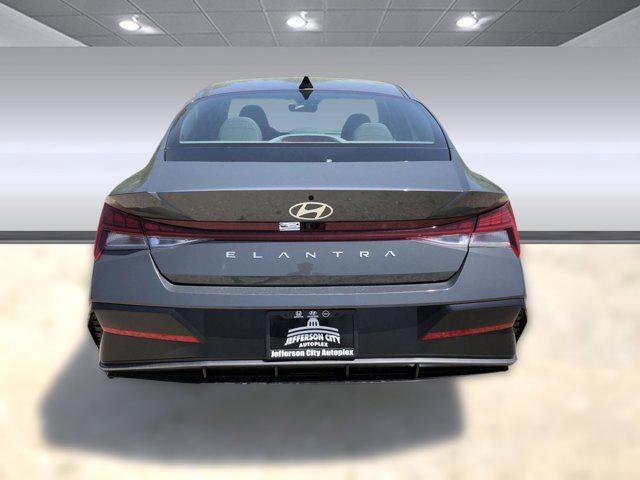 new 2025 Hyundai Elantra car, priced at $25,642