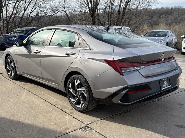 new 2025 Hyundai Elantra car, priced at $26,283