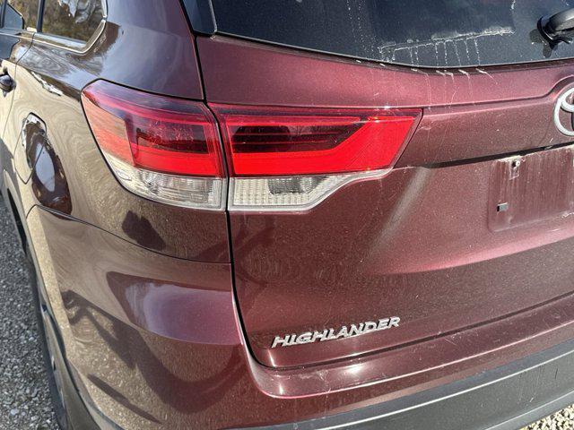 used 2017 Toyota Highlander car, priced at $25,999