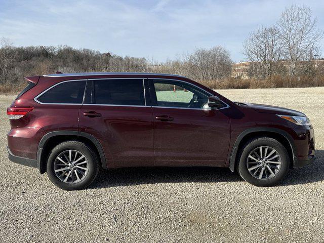 used 2017 Toyota Highlander car, priced at $25,999