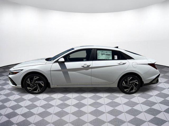 new 2025 Hyundai Elantra car, priced at $27,139