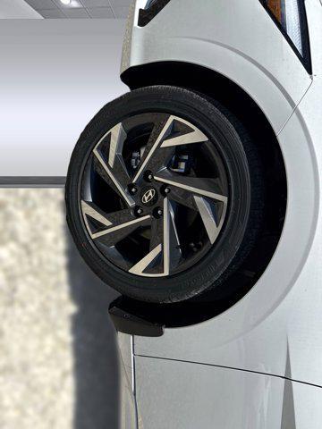 new 2025 Hyundai Elantra car, priced at $26,132