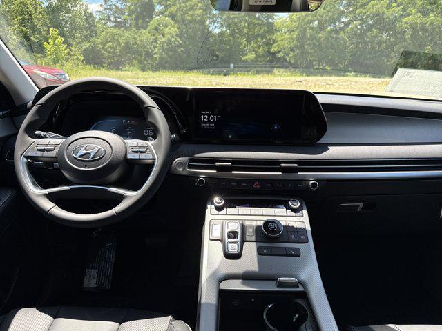 new 2025 Hyundai Palisade car, priced at $43,216
