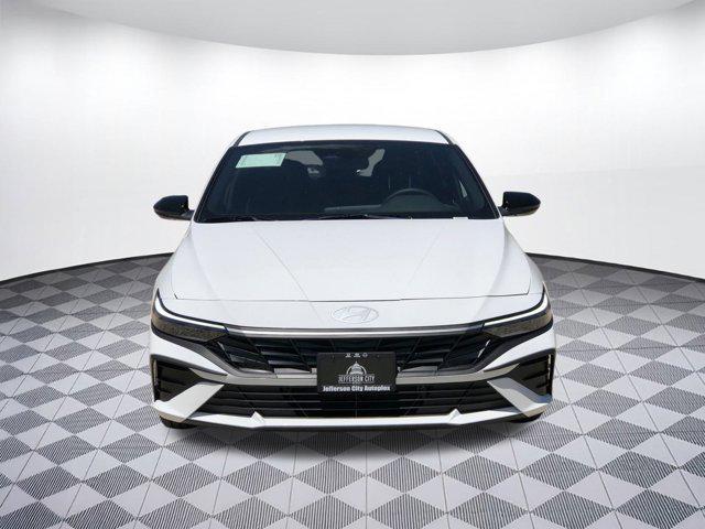 new 2025 Hyundai Elantra car, priced at $28,819