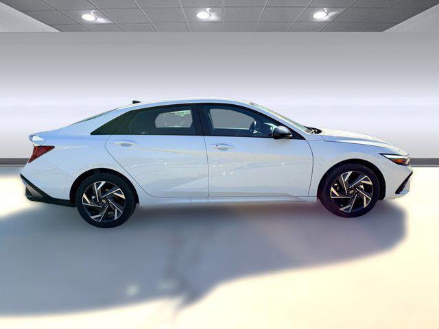 new 2025 Hyundai ELANTRA HEV car, priced at $27,362
