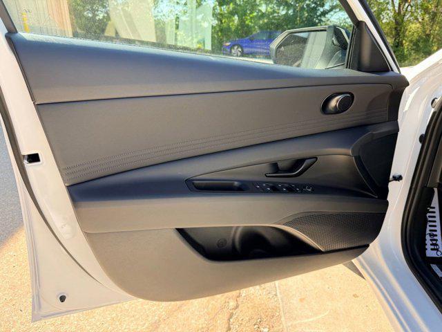 new 2025 Hyundai ELANTRA HEV car, priced at $27,362