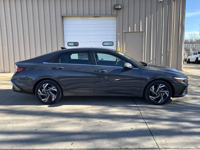 new 2025 Hyundai Elantra car, priced at $27,196