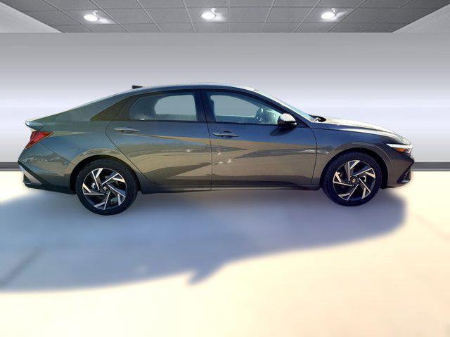 new 2025 Hyundai ELANTRA HEV car, priced at $26,882