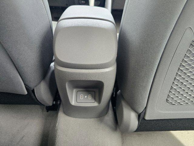 new 2024 Hyundai Elantra car, priced at $27,070