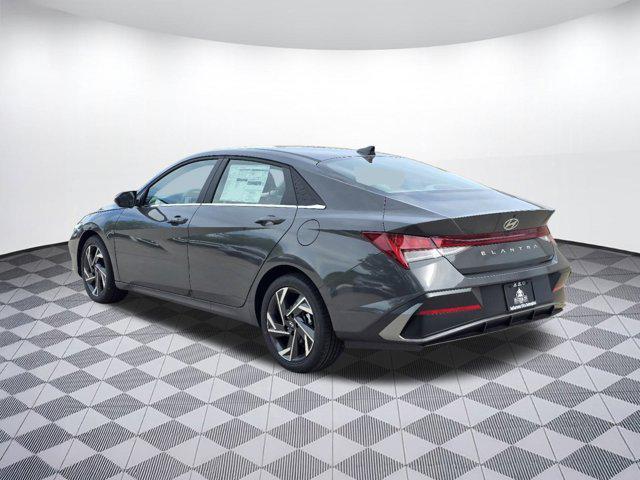 new 2024 Hyundai Elantra car, priced at $27,070